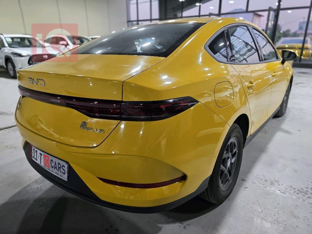 بي واي دي Qin Plus